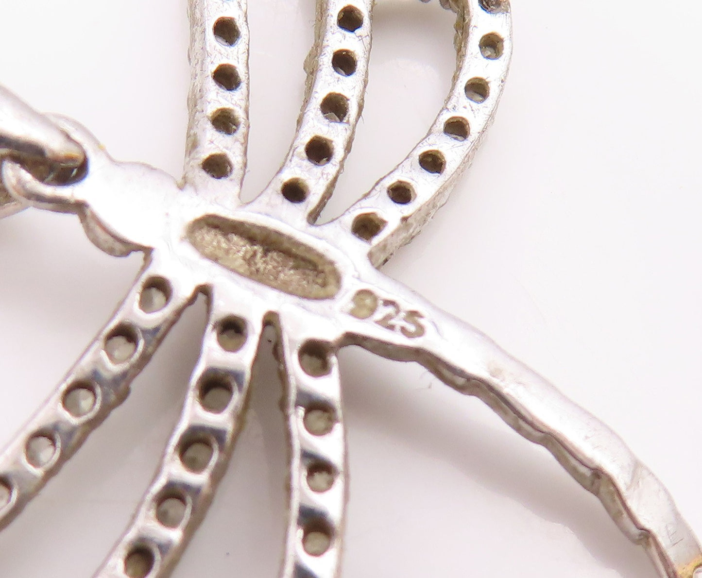 925 Sterling Silver  Vintage Shiny Topaz Dragonfly Motif Pendant  PT19471