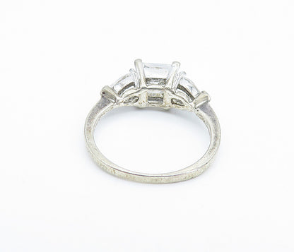 925 Sterling Silver  Vintage Cubic Zirconia 3 Stone Band Ring Sz 6  RG6748