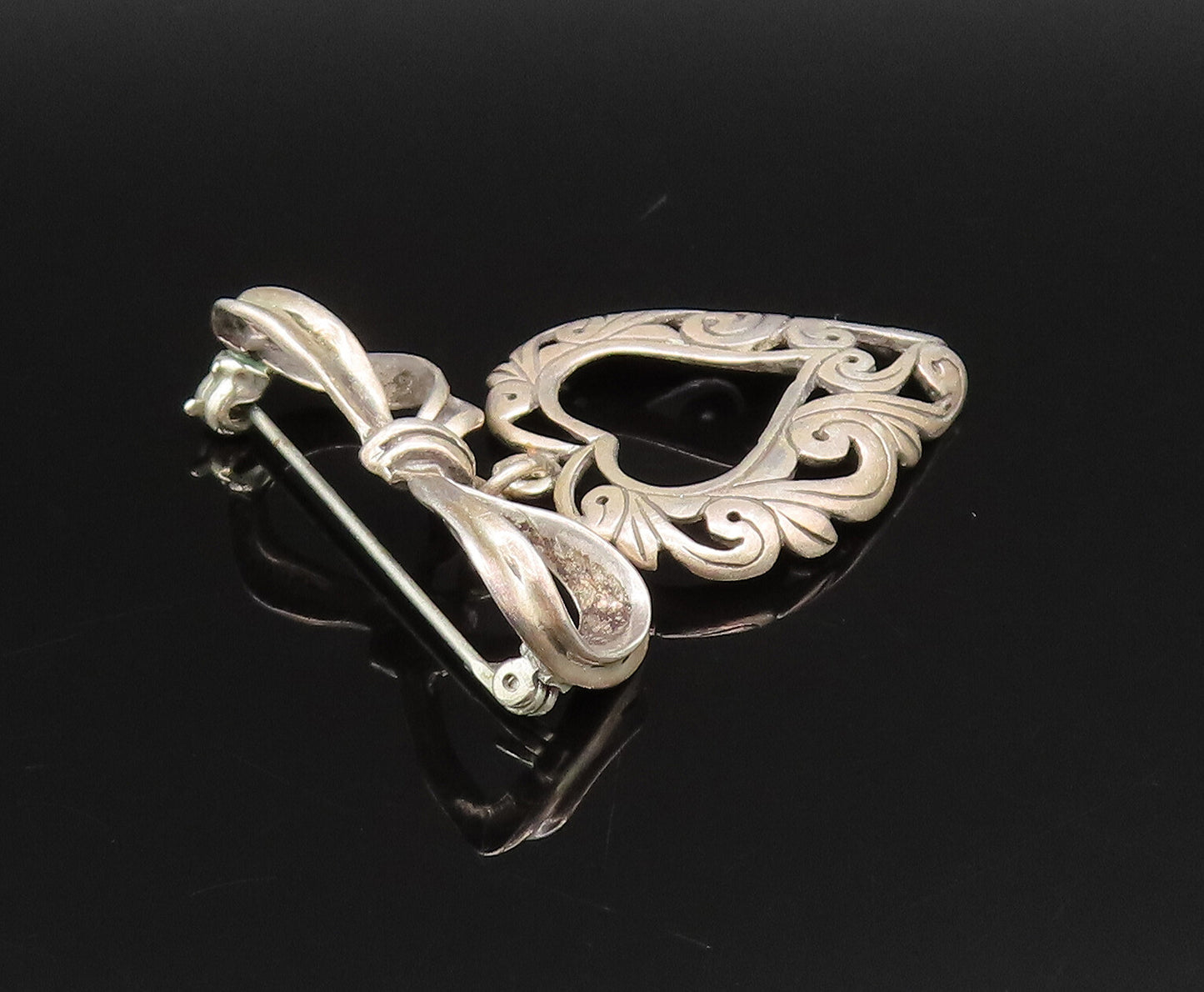 925 Silver  Vintage Dainty Bow Tie Dangle Scroll Love Heart Brooch Pin  BP9759