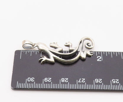 925 Sterling Silver Vintage Pendant Classic Gecko Lizard Outline Charm   PT26312