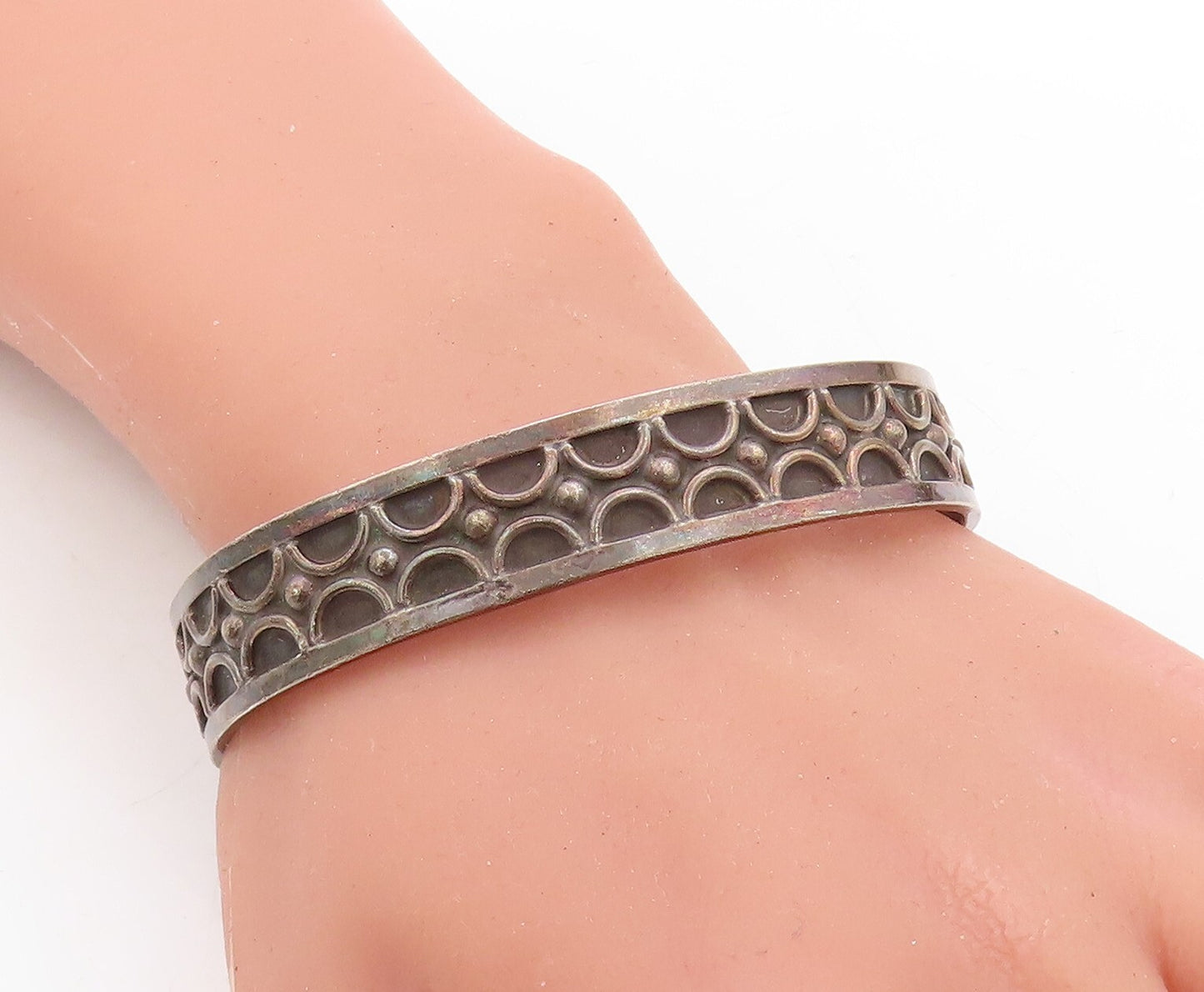 925 Sterling Silver Vintage Bracelet MEXICO Semi Circles Carved Cuff  BT10956