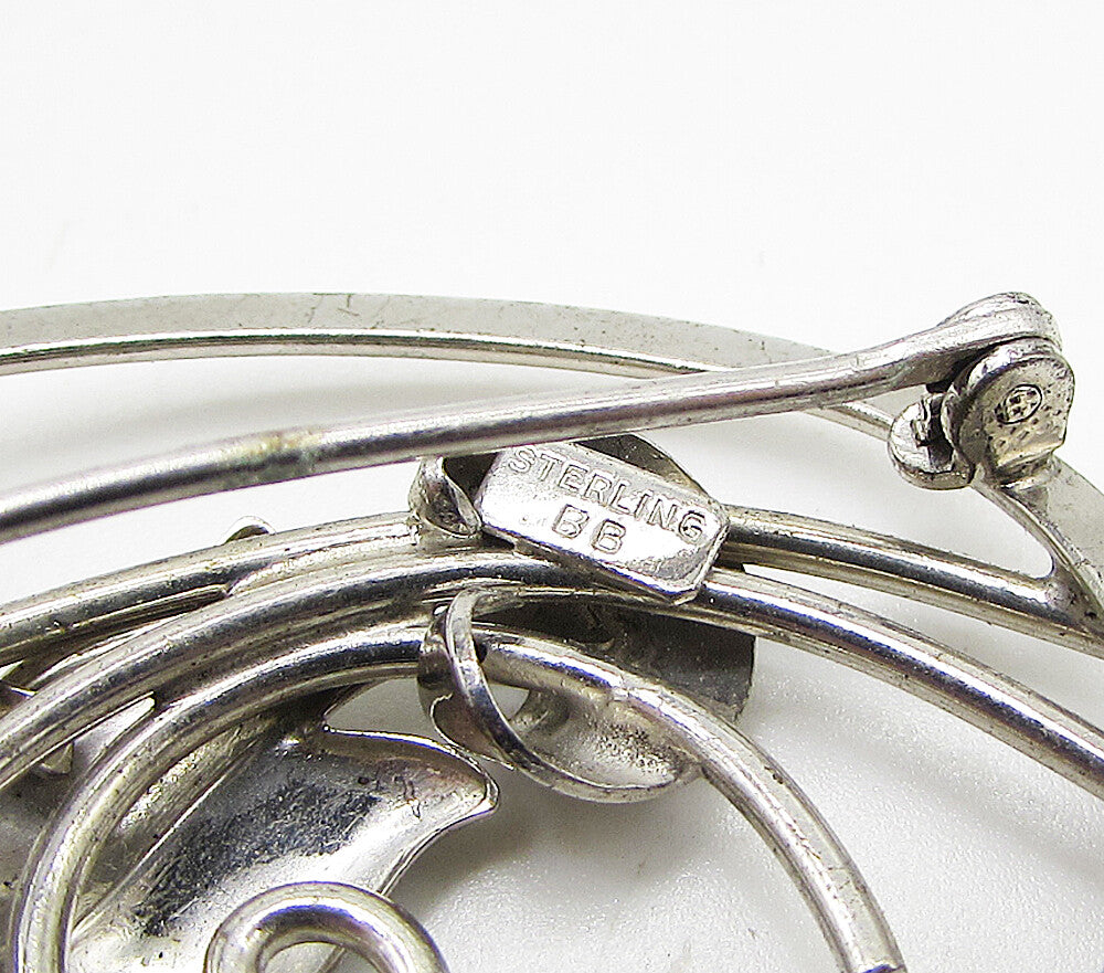 BB 925 Sterling Silver  Vintage Sculpted Floral Brooch Pin  BP1058