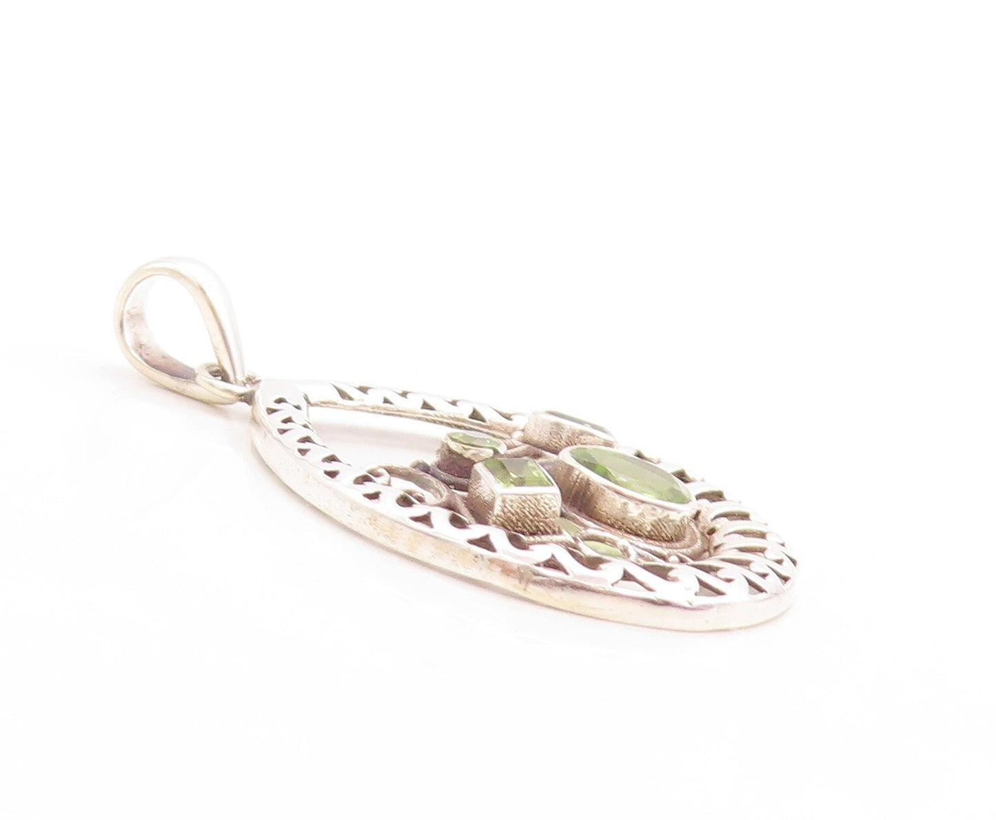 925 Sterling Silver Vintage Pendant Designer Swirly Cutout Peridot  PT23759