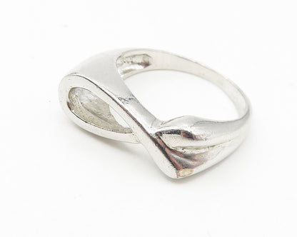 925 Sterling Silver  Shiny Polished Open Fish Motif Band Ring Sz 6  RG10725