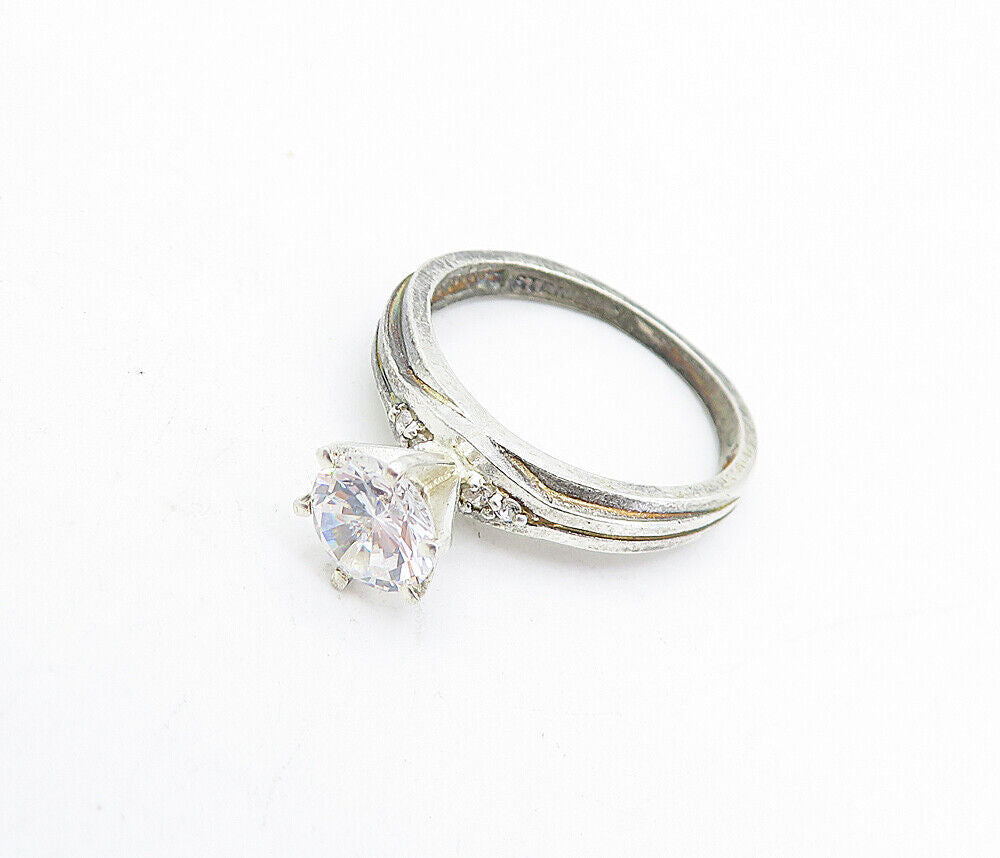 925 Sterling Silver  Vintage Cubic Zirconia Solitaire Ring Sz 6.5  RG4788