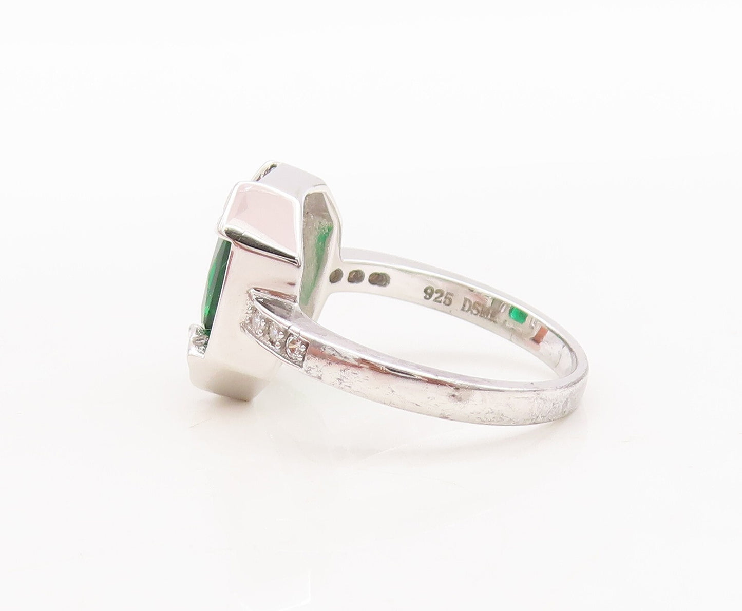 925 Sterling Silver Vintage Ring Rectangle Cut Green & White CZ  Sz 7  RG29450