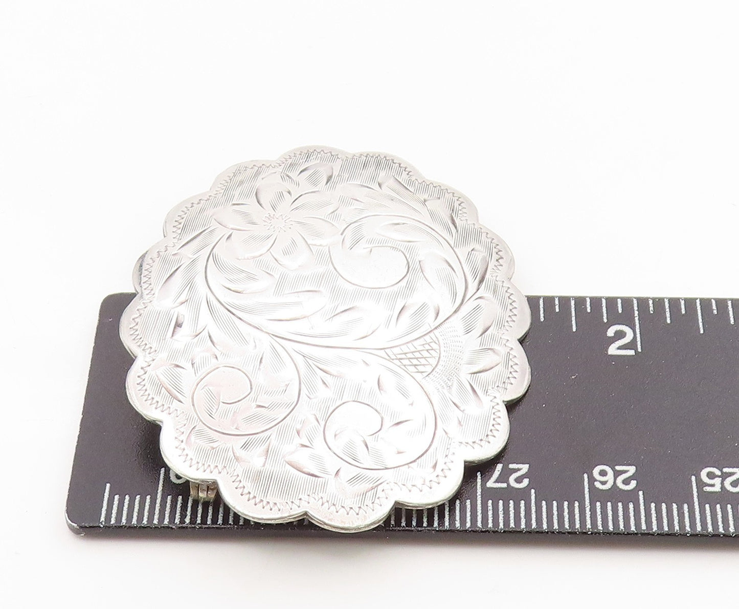 925 Sterling Silver Vintage Brooch Engraved Swirly Floral Scalloped Pin  BP12106