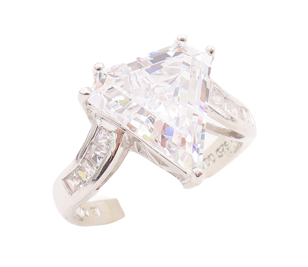 925 Sterling Silver Vintage Ring ROSS SIMONS Triangle Cutout CZ  Sz 9  RG28789