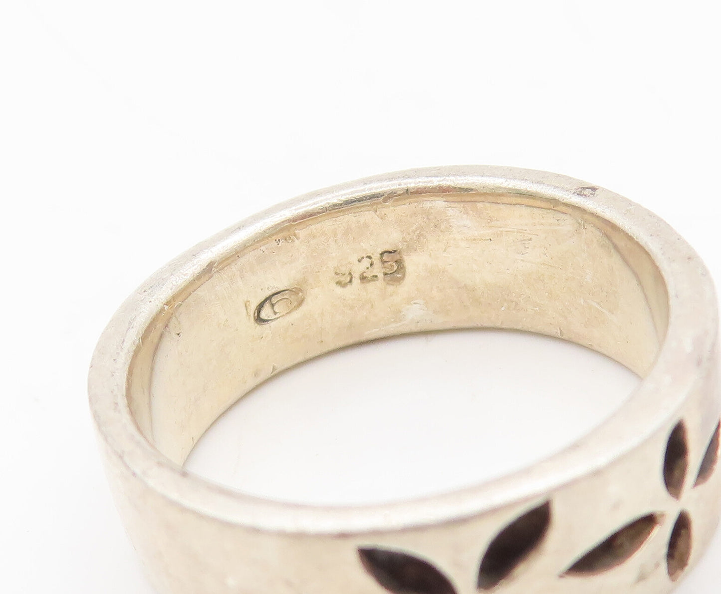 925 Sterling Silver  Vintage Four Petals Etched Flowers Ring Sz 6  RG27422