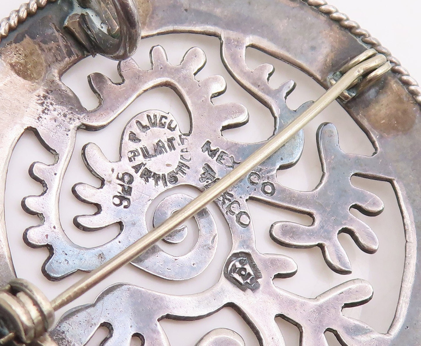 925 Sterling Silver Vintage Brooch Pin MEXICO Etched Tribal Bird Cutout  BP12291