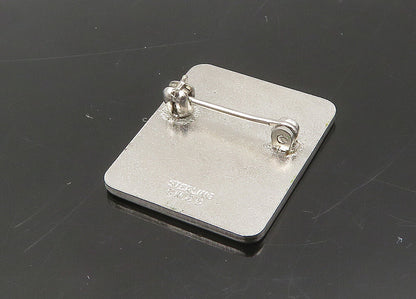925 Sterling Silver  Vintage Shiny Raised Detail Square Brooch Pin  BP8674