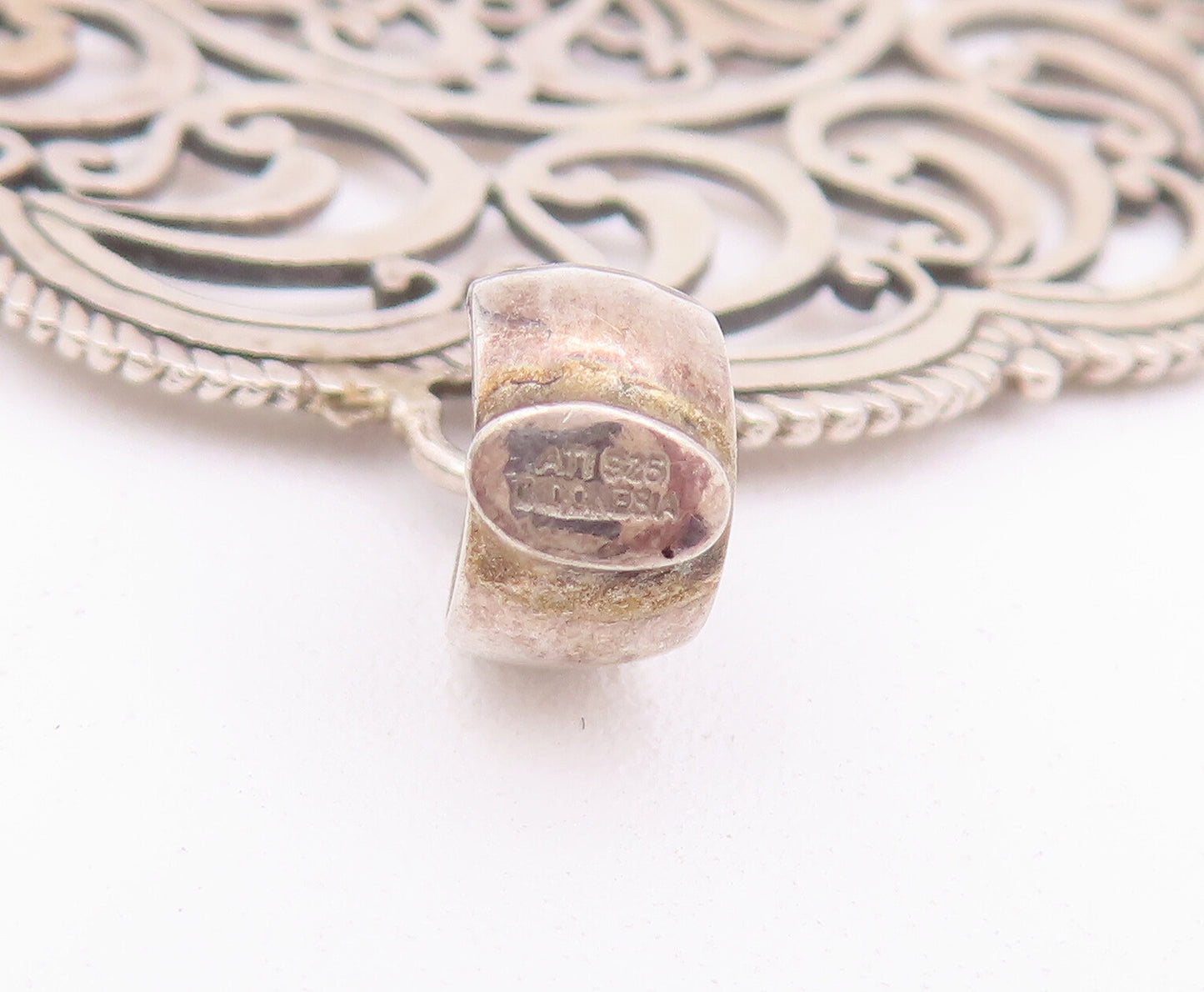 925 Sterling Silver Vintage Pendant Swirly Cutout Floral Circular Patten PT22831