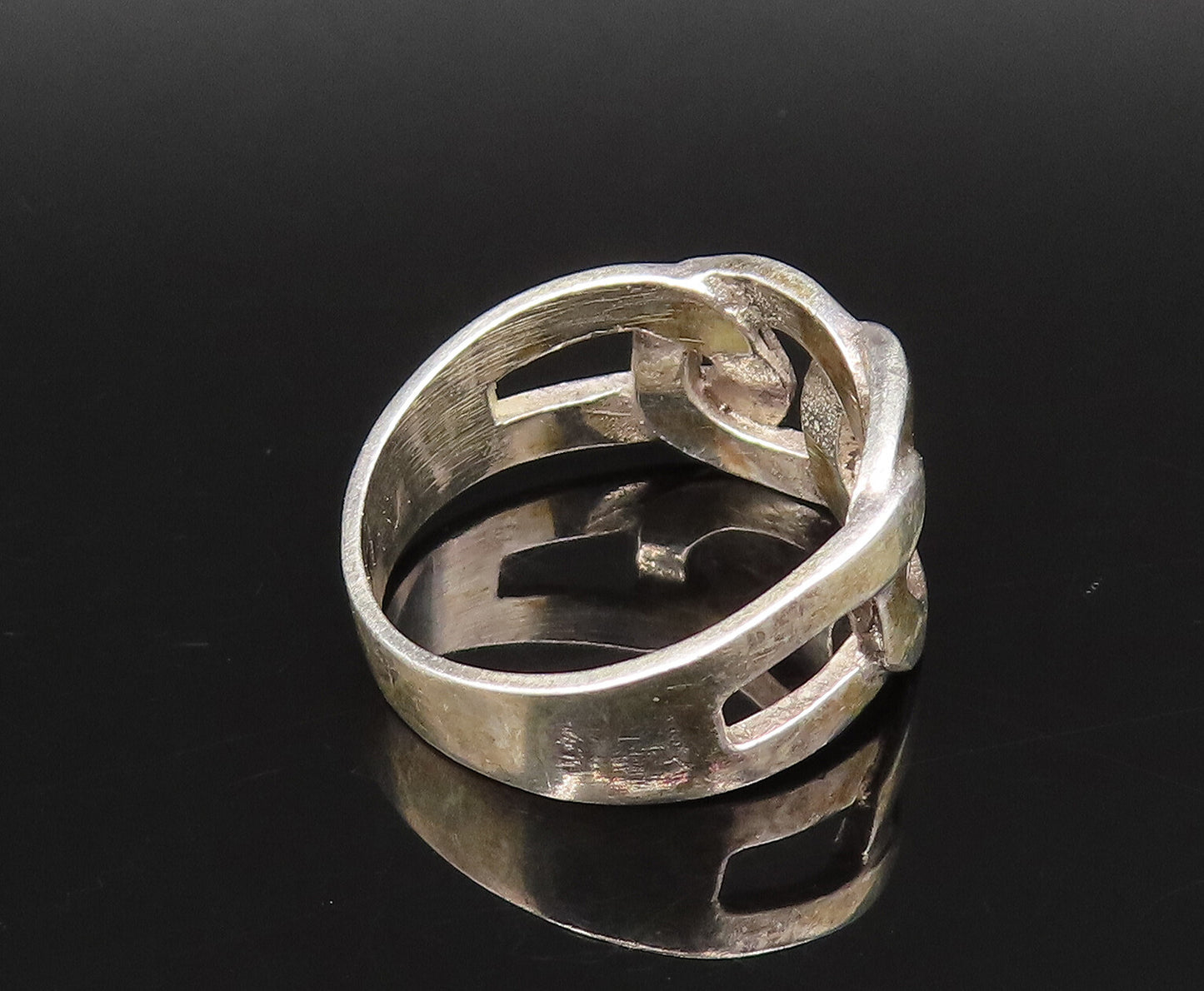 925 Sterling Silver Vintage Interlocking Open Circles Band Ring Sz 9.5 RG25835