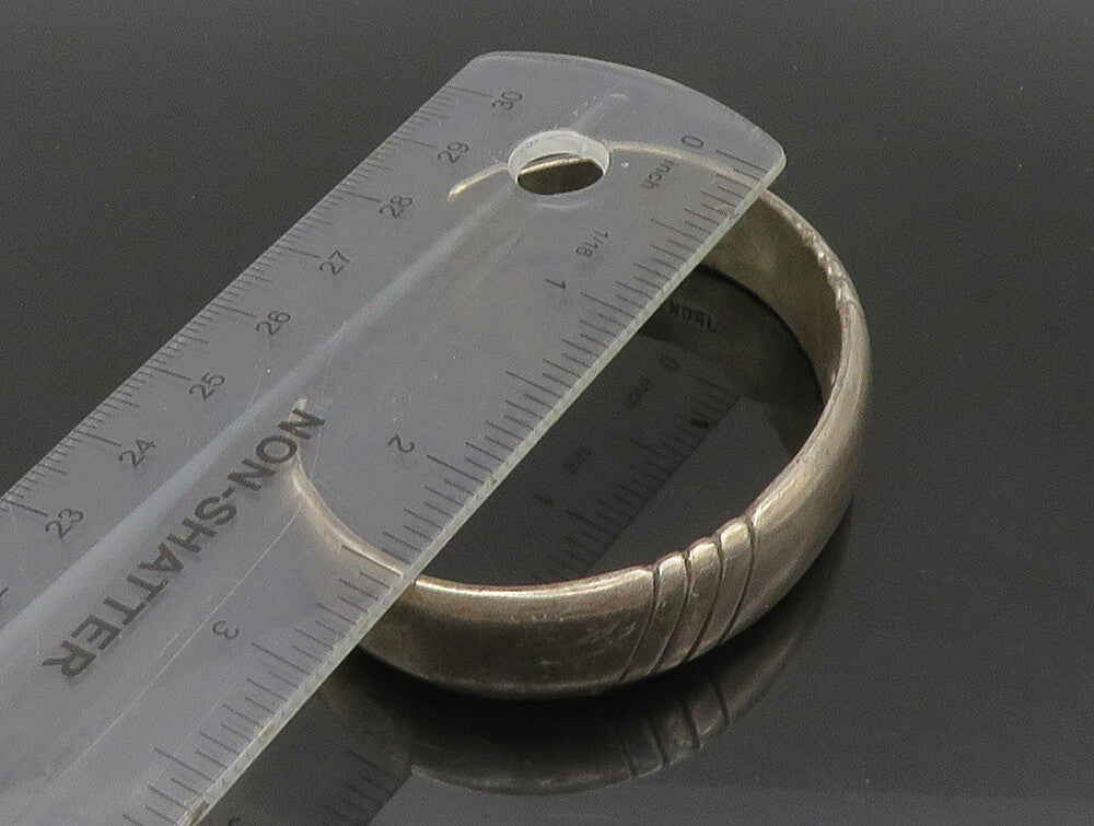 TOMMY JACKSON NAVAJO 925 Silver  Vintage Slanted Detail Cuff Bracelet  BT9297