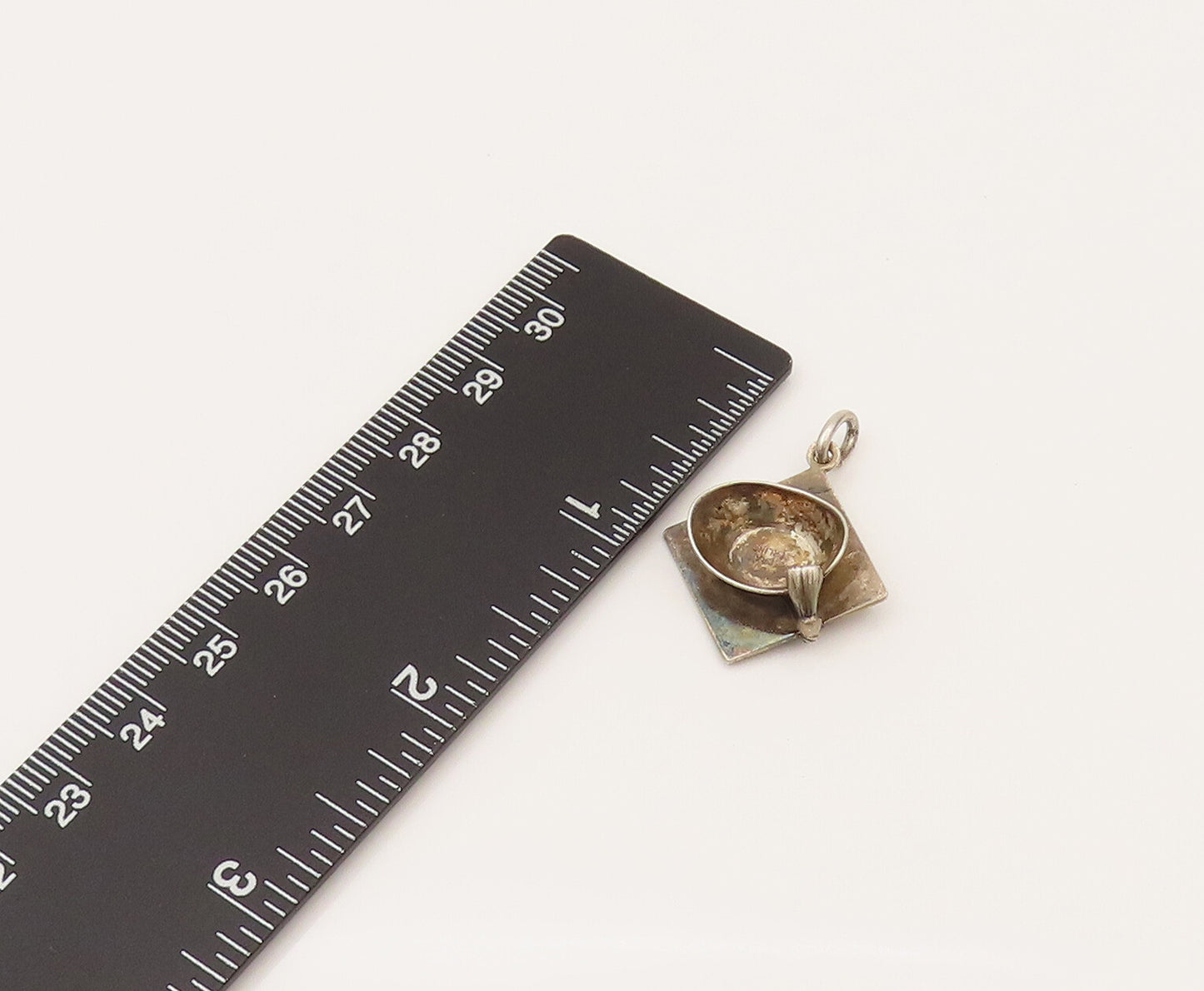 925 Sterling Silver  Vintage Minimalist Graduation Cap Pendant  PT21935