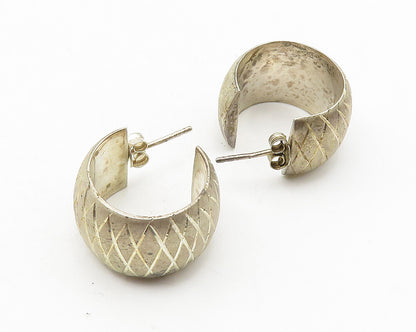 925 Sterling Silver  Vintage Diamond Shape Pattern JHoop Earrings  EG5691