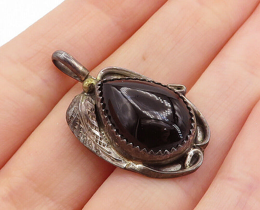 TOM TAYLOR NAVAJO 925 Silver - Vintage Black Onyx Floral Leaf Pendant - PT5374