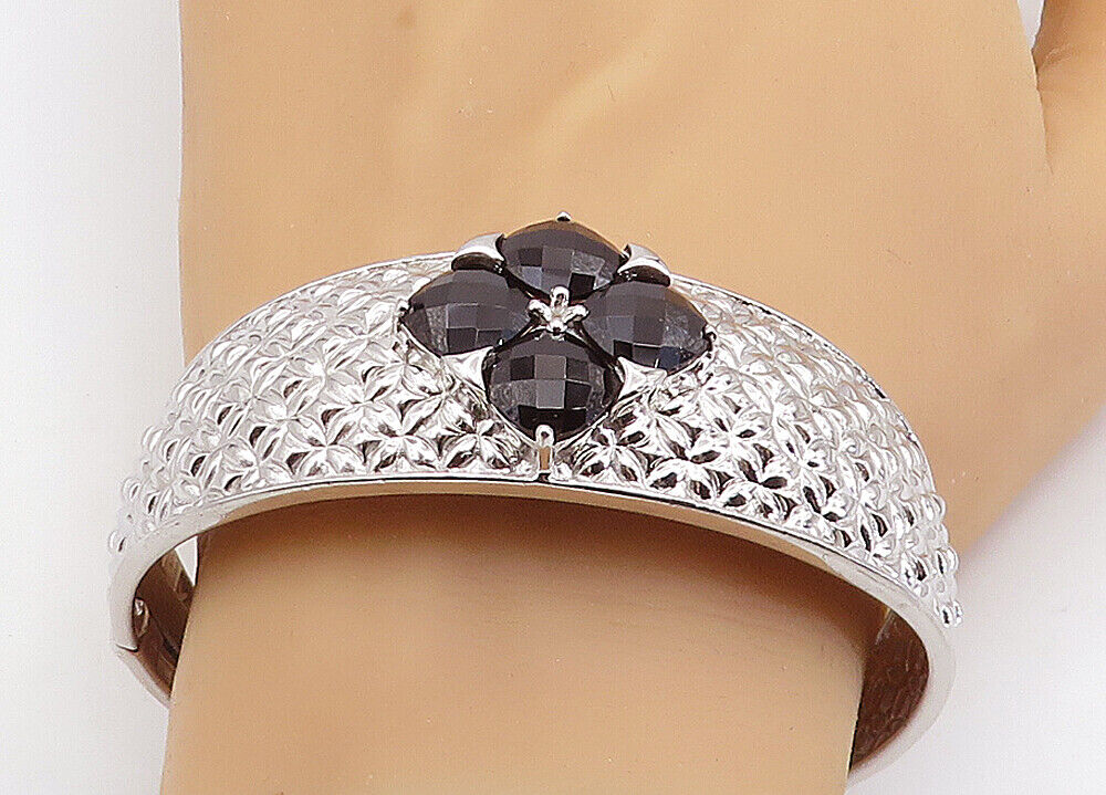 925 Sterling Silver - Black Hematite Flower Patterned Cuff Bracelet - BT2887