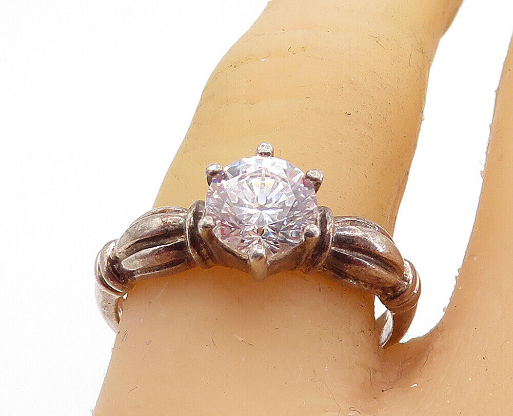 925 Sterling Silver - Vintage Cubic Zirconia Fluted Solitaire Ring Sz 9 - RG6830