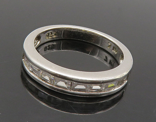 925 Sterling Silver - Sparking Cubic Zirconia Smooth Band Ring Sz 7.5 - RG16505